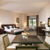 Отель Swiss Inn Plaza, фото 1