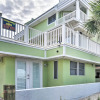 Отель 'driftwood Beach Cottage' - Walk to Clearwater Bch, фото 1