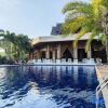 Отель Lushanju Courtyard Rainforest Pool Holiday Meishu (Xishuangbanna Yuejingzhuang Branch), фото 1