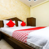 Отель OYO 9448 Hotel Karan Palace, фото 3
