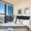Отель Apartments of Melbourne Collins Street, фото 6