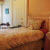 Отель A Winter-Rose Cottage B&B в Батерсте