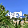 Отель Villa Blue & White at Golden Beach, фото 1