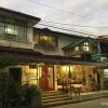 Отель Humble Hut Hostel в Маниле
