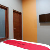 Отель RedDoorz Syariah near Stasiun Tegal, фото 8