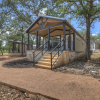 Отель Resort at Fredericksburg Unit 18, фото 7