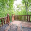 Отель Secluded Escape - One Bedroom Cabin, фото 4