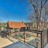 Отель Pet-friendly Wichita Home w/ Deck, Near Dtwn, фото 1