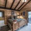 Отель Antler Mountain Lodge - Four Bedroom Cabin, фото 6