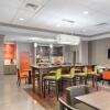 Отель Hampton Inn by Hilton Springfield, фото 32