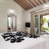 Отель Villa Putih in Kuta with 4 bedrooms and 3 bathrooms, фото 26