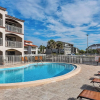 Отель Sand In My Shoes ~ Gulf Front ~ Amazing Views ~ 3 Beds/2.5 Baths ~ Pool, фото 1
