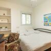Отель Homey Kiryat Haim Apt by Sea N Rent, фото 4
