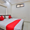 Отель OYO 22551 Hotel Ssv, фото 12
