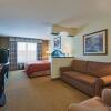 Отель Country Inn & Suites by Radisson, Cincinnati Airport, KY, фото 7