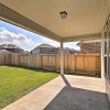 Отель Houston Home w/ Private Yard - 16 Mi to Dtwn, фото 19