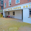 Отель Great White Horse Hotel, фото 3