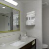 Отель Hampton Inn & Suites Indianapolis West Speedway, фото 11