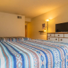 Отель Comfortable Cozy Condo - Short Walk to American Eagle Lift - SH402 by RedAwning, фото 6