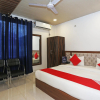 Отель Capital O 15566 Hotel Rosewood Inn, фото 3