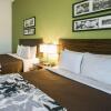 Отель Sleep Inn & Suites, фото 6