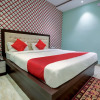 Отель Bliss By OYO Rooms, фото 2