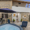 Отель Apartment in Central Istria With Whirlpool for up to 4 People, фото 10