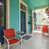 Отель Vintage Galveston Apt < 1/2 Mi to Porretto Beach!, фото 17