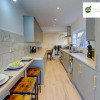 Отель 5 Bedroom - 5 Bathroom House By Passionfruitproperties close to Coventry City Centre with Free Wi-fi, фото 11