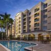 Отель Courtyard Fort Lauderdale Weston в Уестоне