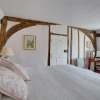 Отель Spacious and Bright Accommodation Full of Original Beams and Antique Furniture, фото 4