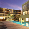 Отель Trendy 1-BR City Center Apt, фото 1
