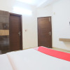 Отель OYO 65630 Hotel New Raj Kamal, фото 1