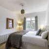 Отель Gorgeous 4-bed Home With a Fireplace and Terrace, фото 6