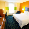 Отель Fairfield Inn & Suites by Marriott Arlington Six Flags, фото 5
