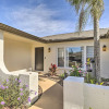 Отель Lavish Holiday Home w/ Lanai & Heated Outdoor Pool, фото 18