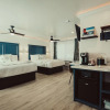 Отель Blufftop Inn & Suites - Wharf/Restaurant District, фото 15
