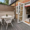 Отель Lovely 2Bed House In Wandsworth W Backyard Patio, фото 8