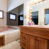 Отель Meadow Creek Townhome, фото 14