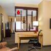 Отель Cambria Suites Traverse City, фото 12