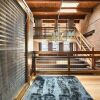 Отель Designer Industrial Loft, фото 6