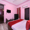 Отель OYO 9599 Sector 45, фото 7