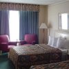 Отель Holiday Inn Trenton в Квинт-Уэст