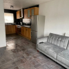Отель New! 4 Bedroom London House With Garden and Lawn, фото 9