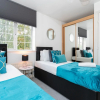 Отель Superb Two Bedroom Duplex With Garden and Parking, фото 10