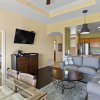 Отель Reunion townhome with 3 bedroom suites, фото 15