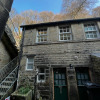Отель The Well House Hebden Bridge Entire Cottage, фото 1