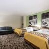 Отель Spark by Hilton Wichita East, фото 7