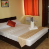 Отель Starline Travellers Inn by RedDoorz, фото 6