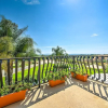 Отель Luxe Wine Country Estate w/ Orchard-facing Balcony, фото 19